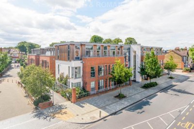 Property on Kingston Road, SW20 8DA