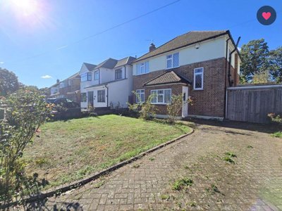 Property on Anglesmede Crescent, HA5 5ST