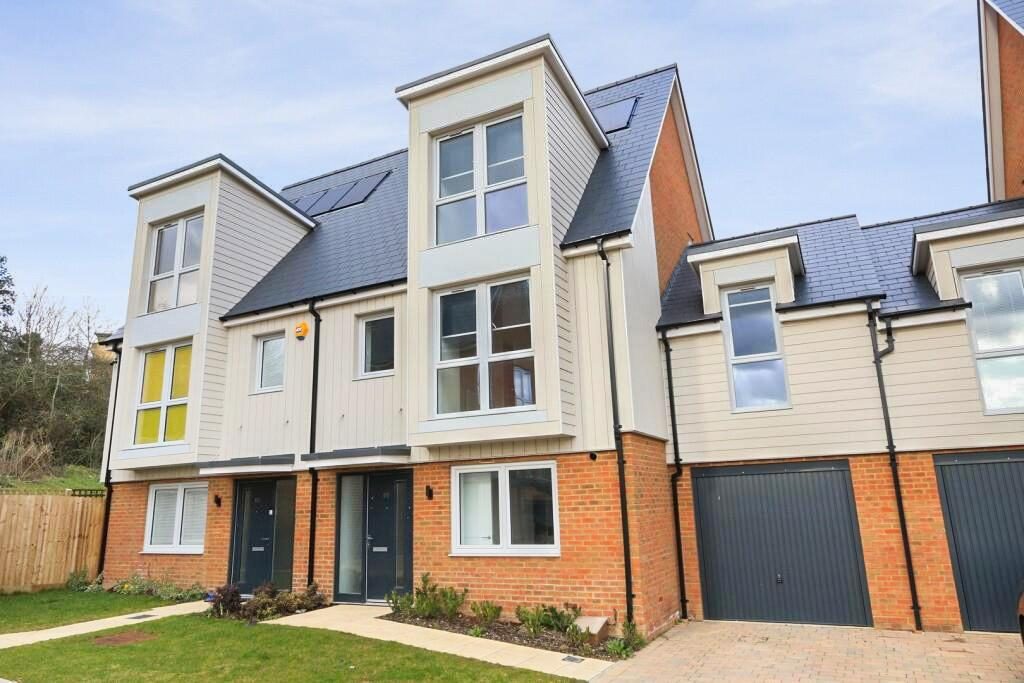 Terraced House