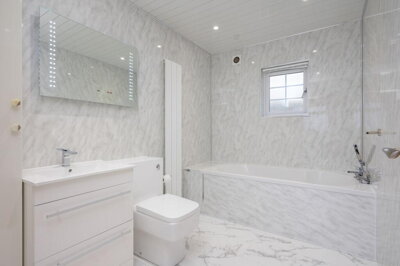 Property on EH27 8DS