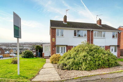 Property on Newbridge Lane, S41 9JQ