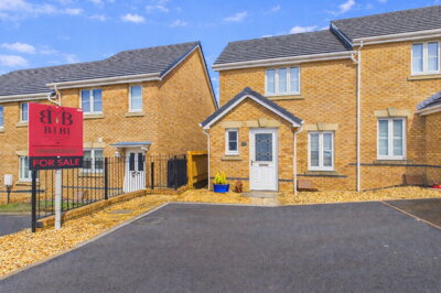 Property on Tredegar Lane, NP12 2RD