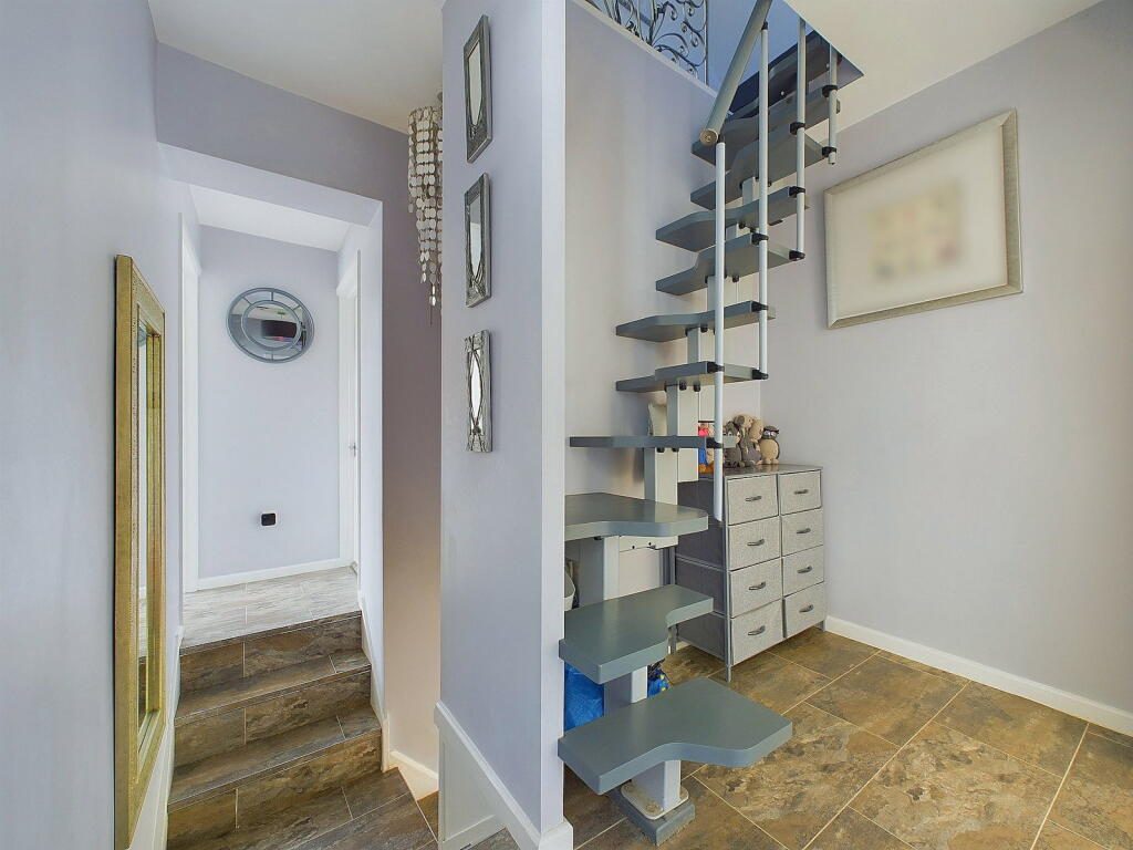 Thumbnail 22