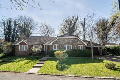 Property on Badgers Walk, CR8 3PX