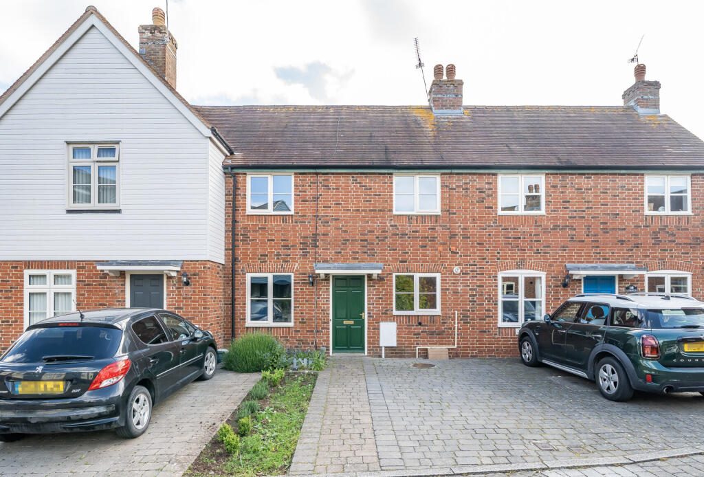 Terraced House
