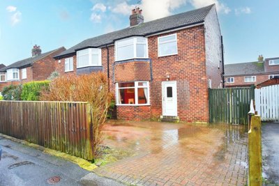 Property on Harlow Park Road, HG2 0AN