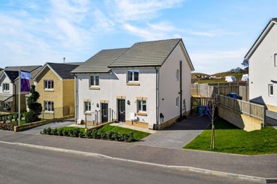 Property on Hedgerow Way, ML5 4GR