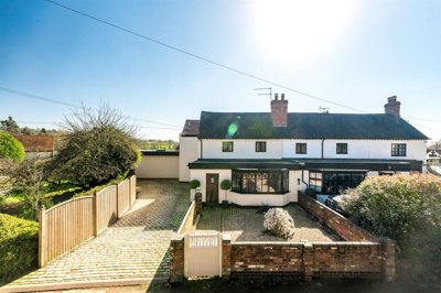 Property on DY14 9LY