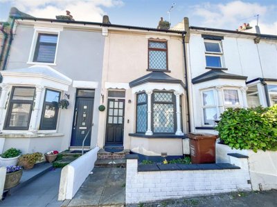 Property on Bingham Road, ME2 4JJ