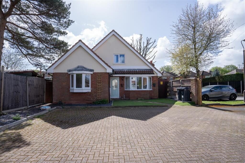 Property main image