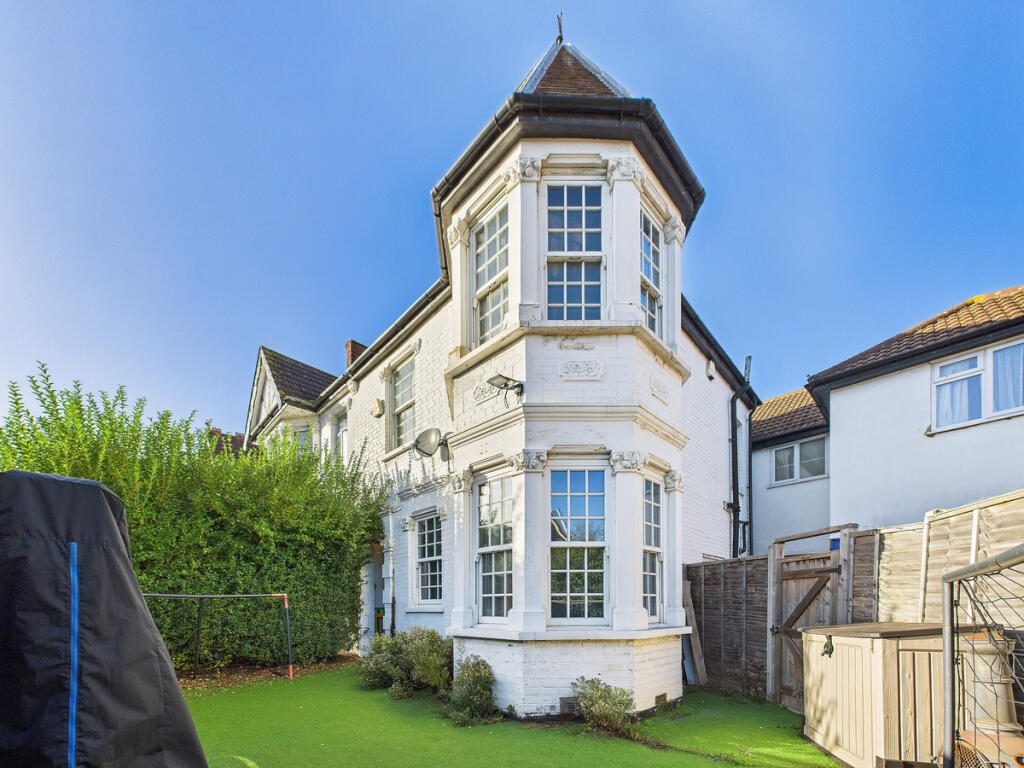 Terraced House