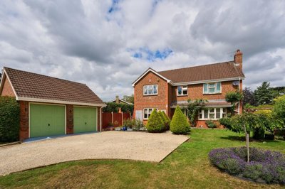 Property on Halfway Close, BA14 7HQ