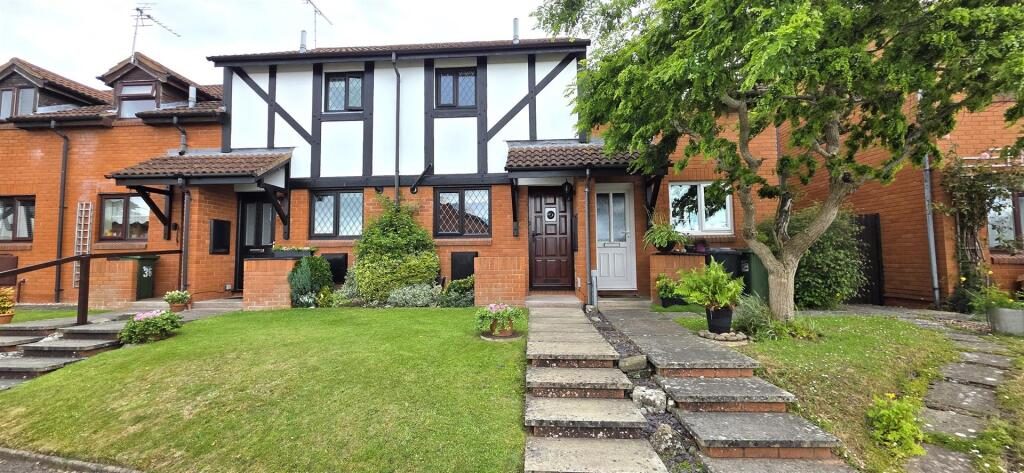 Property main image