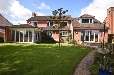 Property on The Firs, EX6 7TZ