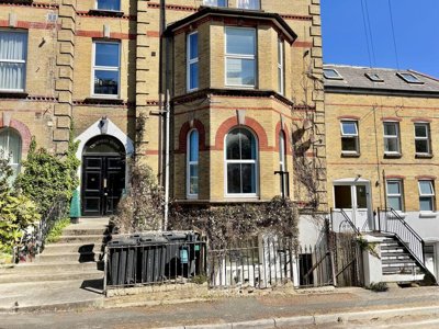 Property on Cliff Road, PO31 8BN