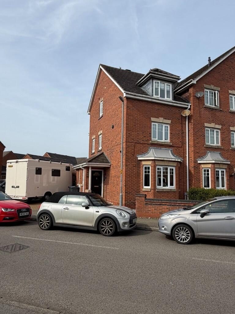 Terraced House