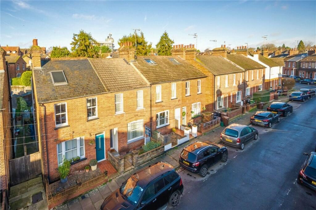 Terraced House