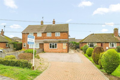 Property on Roxholme Road, NG34 8LF