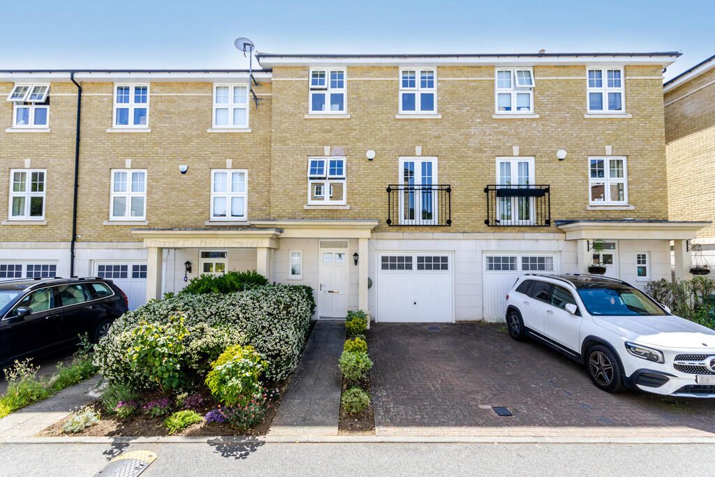 Property main image