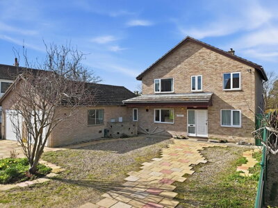 Property on The Drift, CB8 7EZ