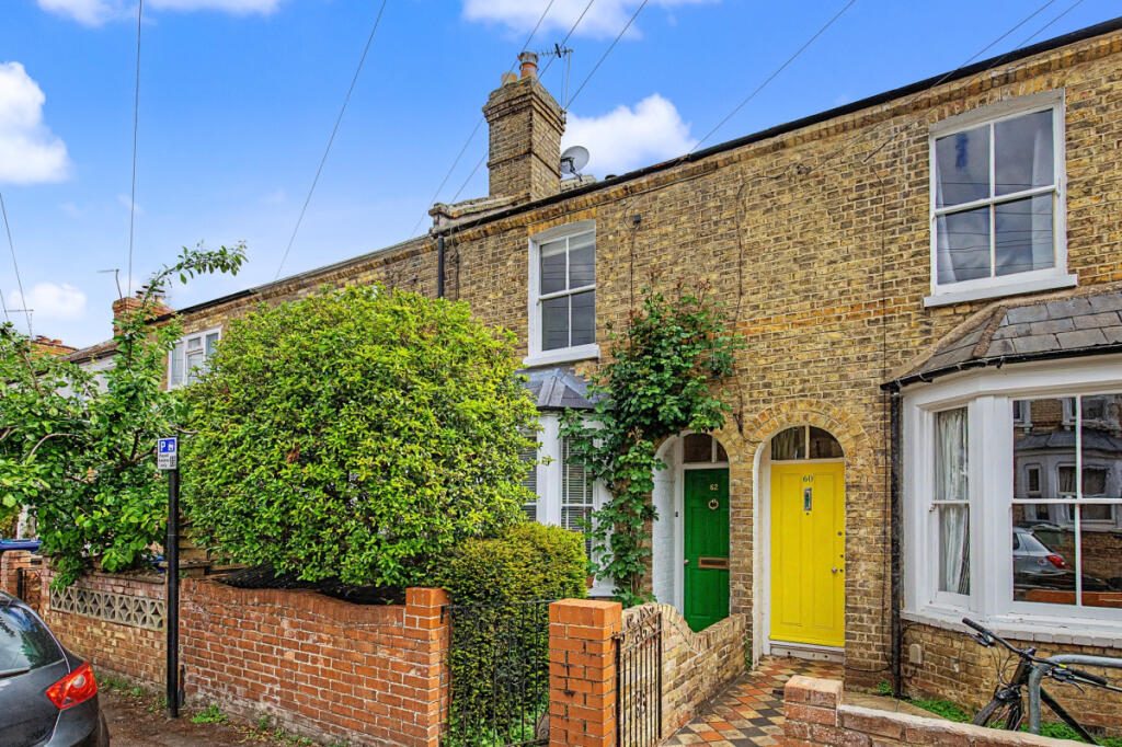 Property main image
