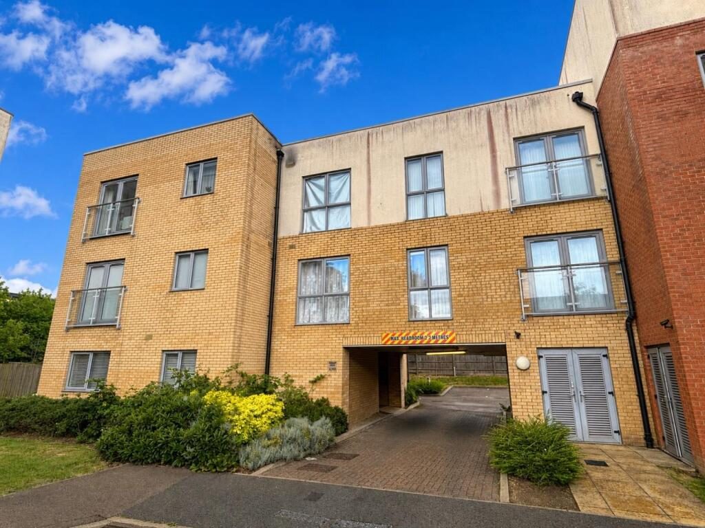 Property main image