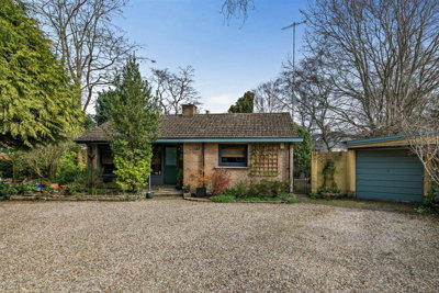 Property on The Avenue, GL7 1EJ