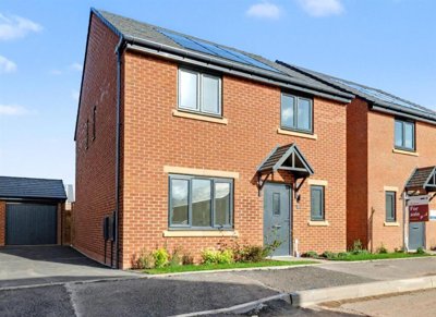 Property on Heart Of England Way, CV11 6WZ