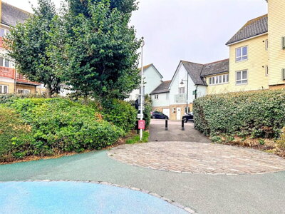 Property on Phalarope Way, ME4 3JP