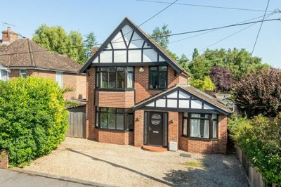 Property on Pixton Close, OX11 0BX