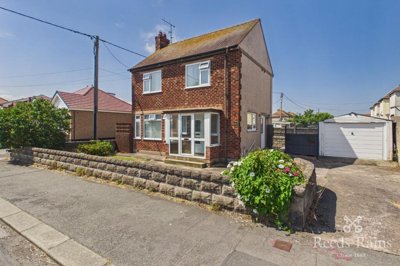Property on Brynhedydd Road, LL18 3UH