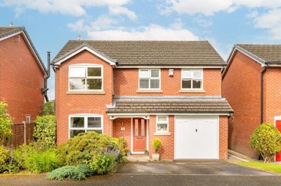 Property on Rue De Bohars, CW6 9HF