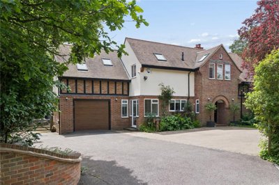 Property on Ashley Green Road, HP5 3PE