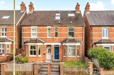 Property on Worting Road, RG21 8YU