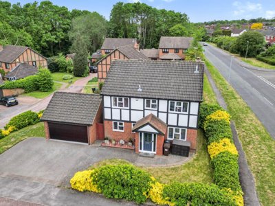 Property on Cutbush Close, RG6 4XA