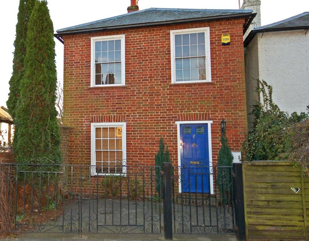 Property main image