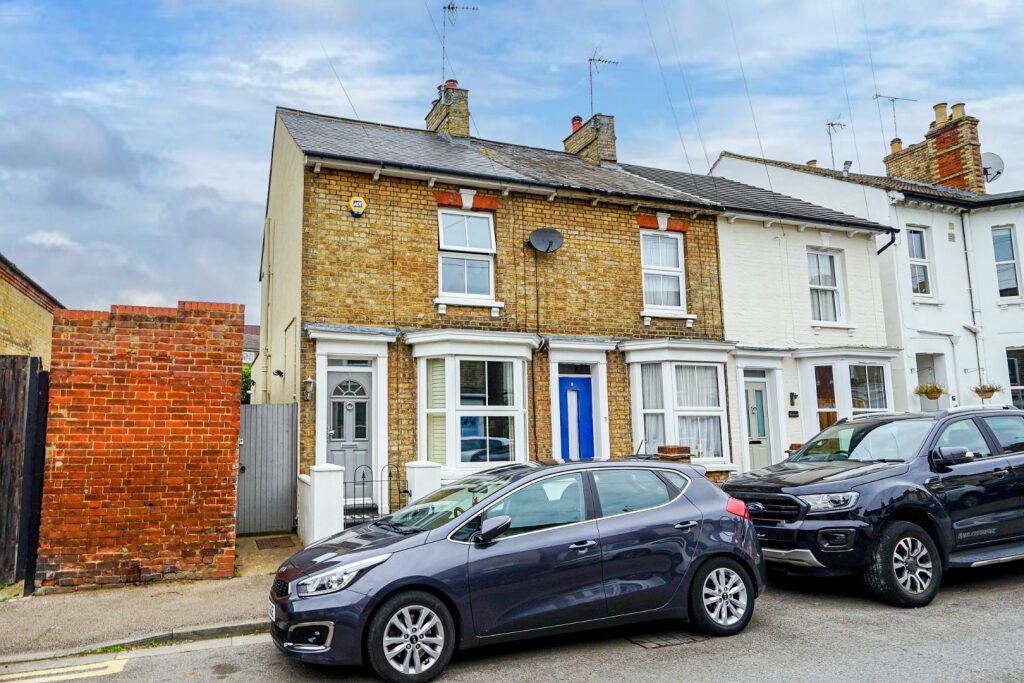 Terraced House