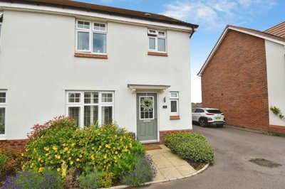 Property on Crocus Close, NG24 4FW