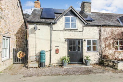 Property on SY10 0ET