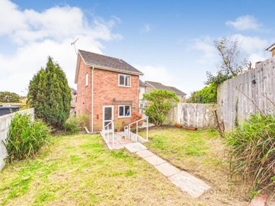 Property on Grove Park, PL11 2PP