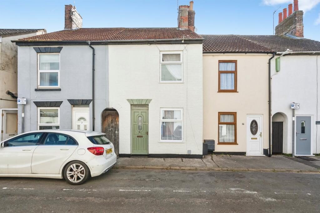 Terraced House