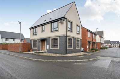 Property on Arcadius Way, BS31 2GE