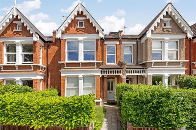 Property on Clive Road, SE21 8BP