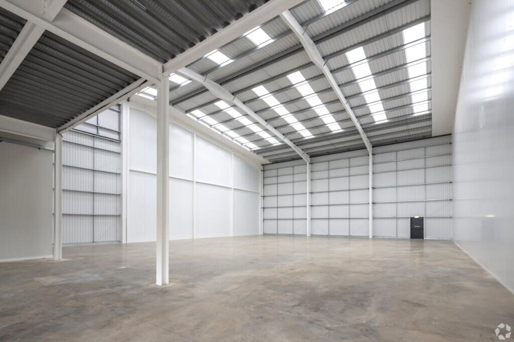 Distribution Warehouse