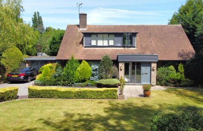 Property on London Road, NG24 1TN