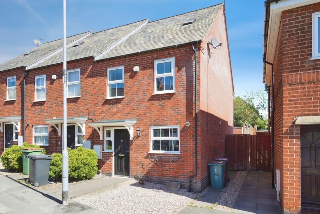 Terraced House