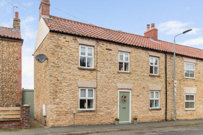 Property on High Burgage, DN15 9NE