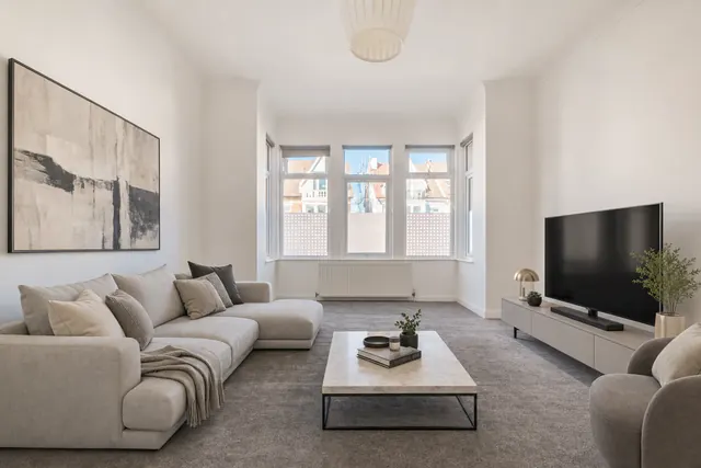 Living room staged in the Modern style